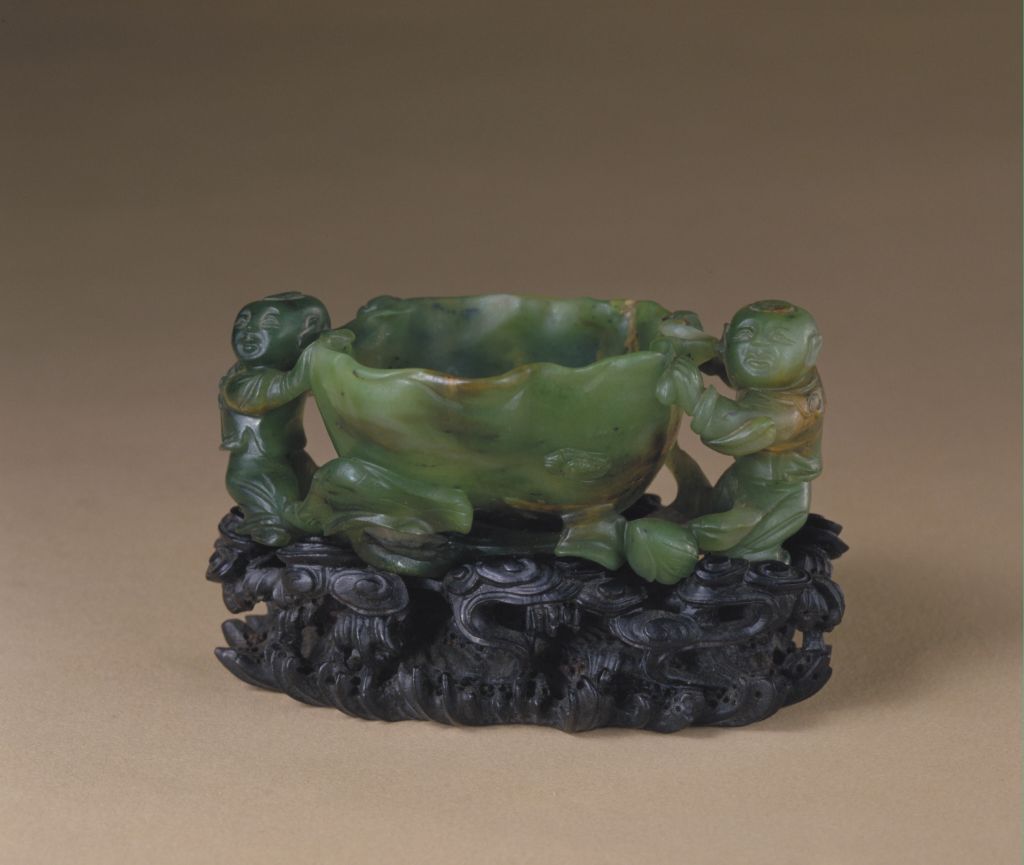 图片[1]-Jasper carved double baby ear lotus leaf cup-China Archive